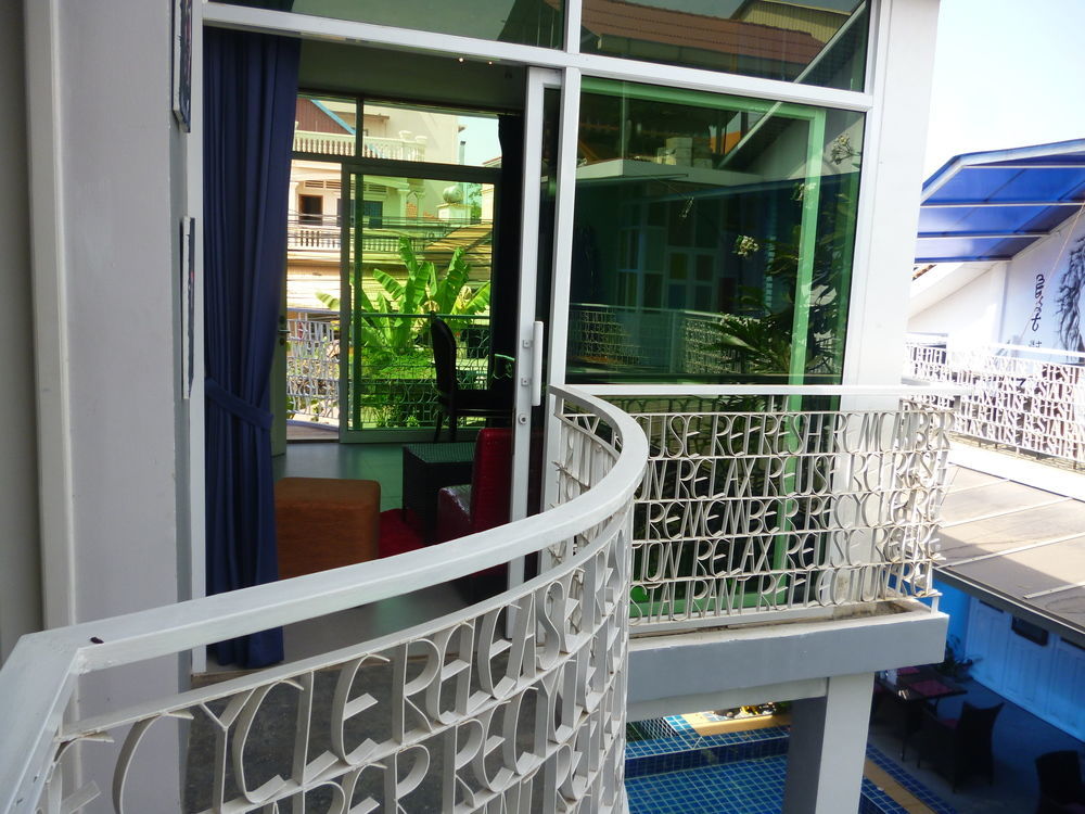 White Rabbit Hostel Siem Reap (Adults Only) Экстерьер фото