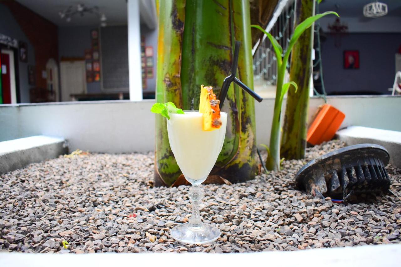 White Rabbit Hostel Siem Reap (Adults Only) Экстерьер фото