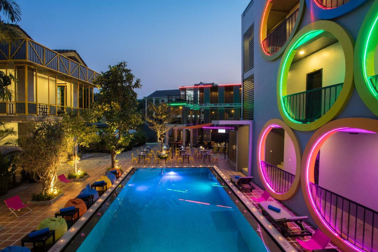White Rabbit Hostel Siem Reap (Adults Only) Экстерьер фото