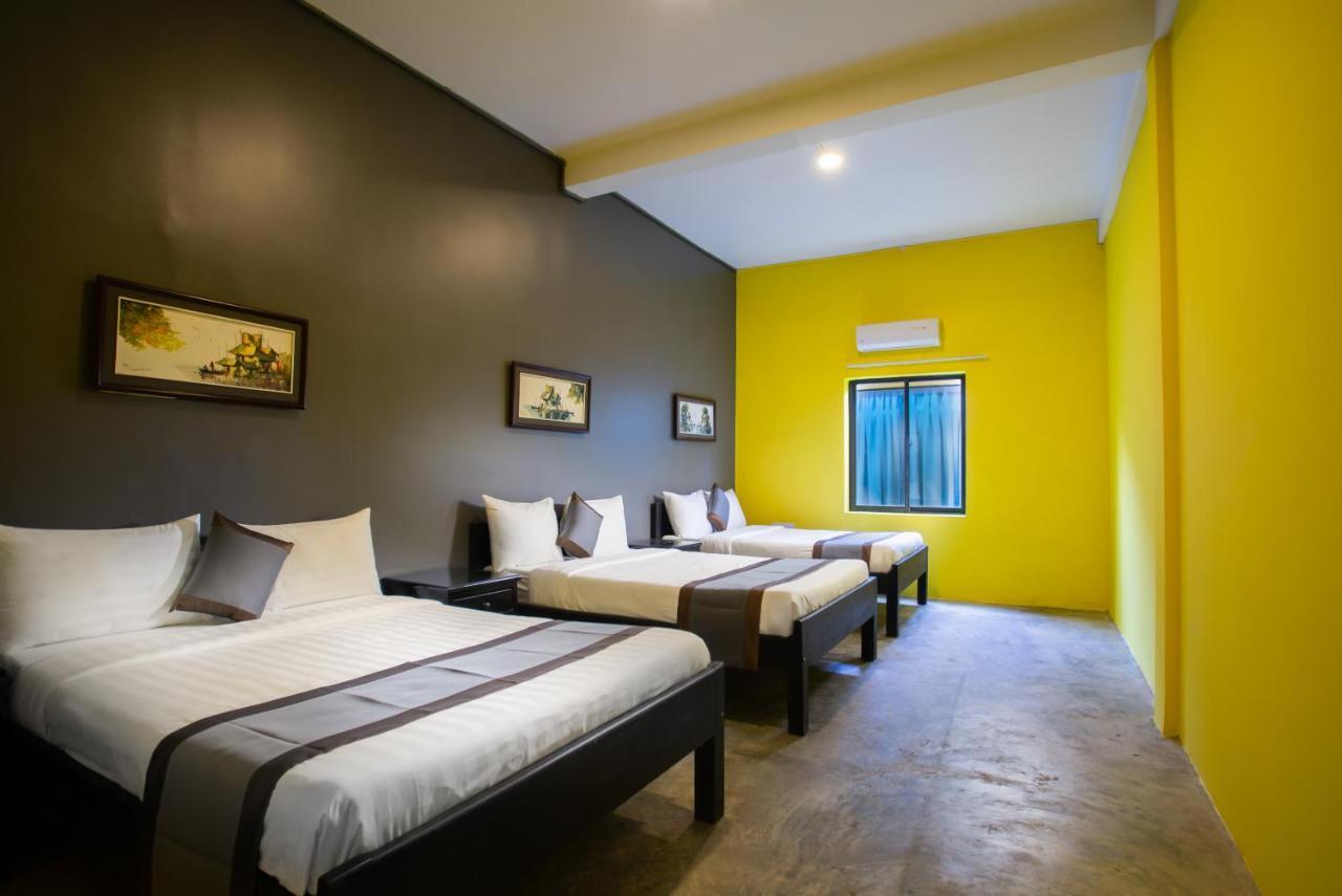 White Rabbit Hostel Siem Reap (Adults Only) Экстерьер фото